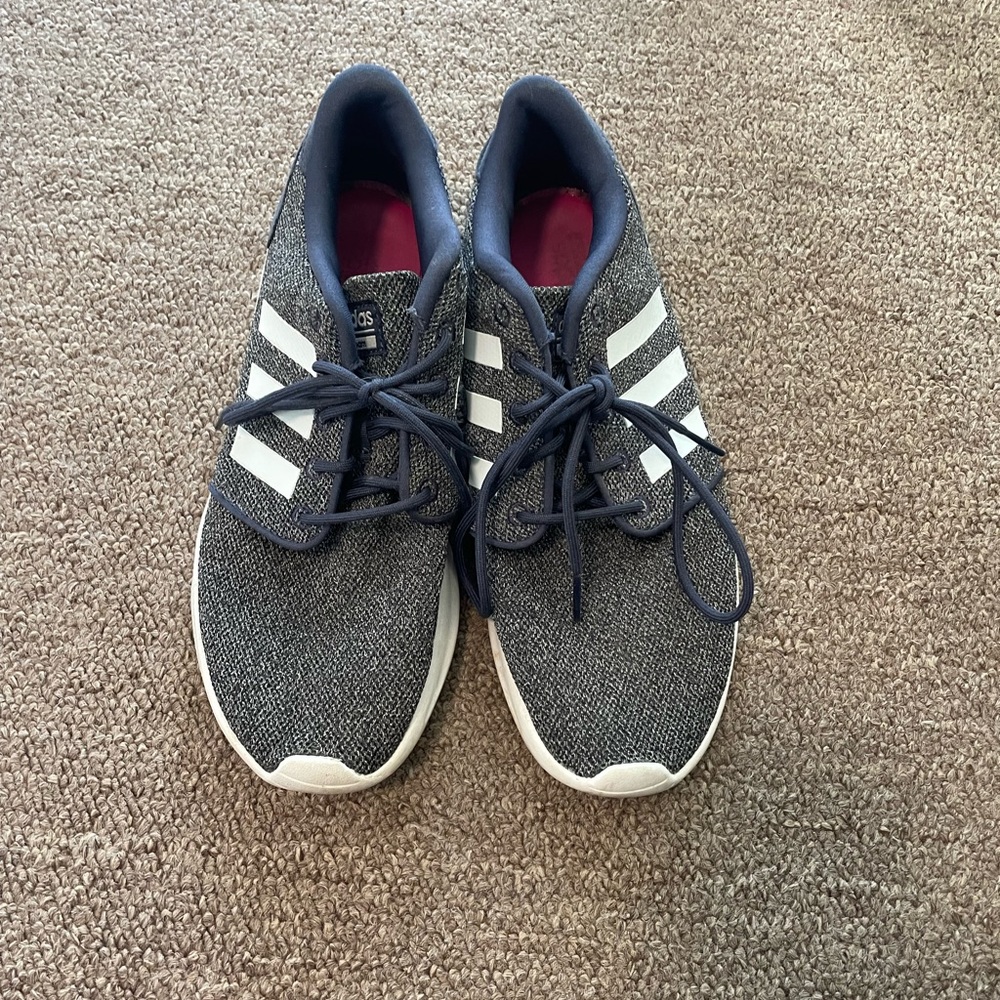 Adidas Woman Shoe Size 9